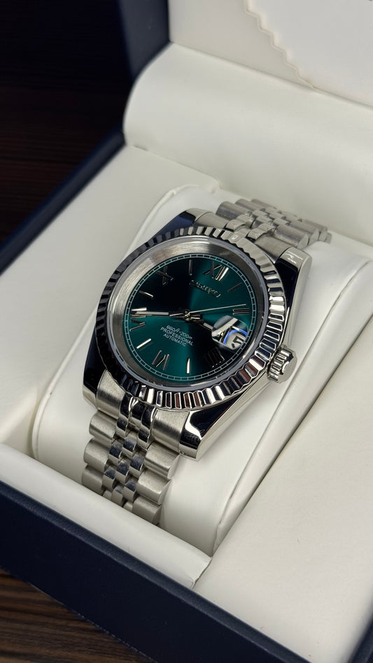 Magnolia Green Roman Numeral Dial